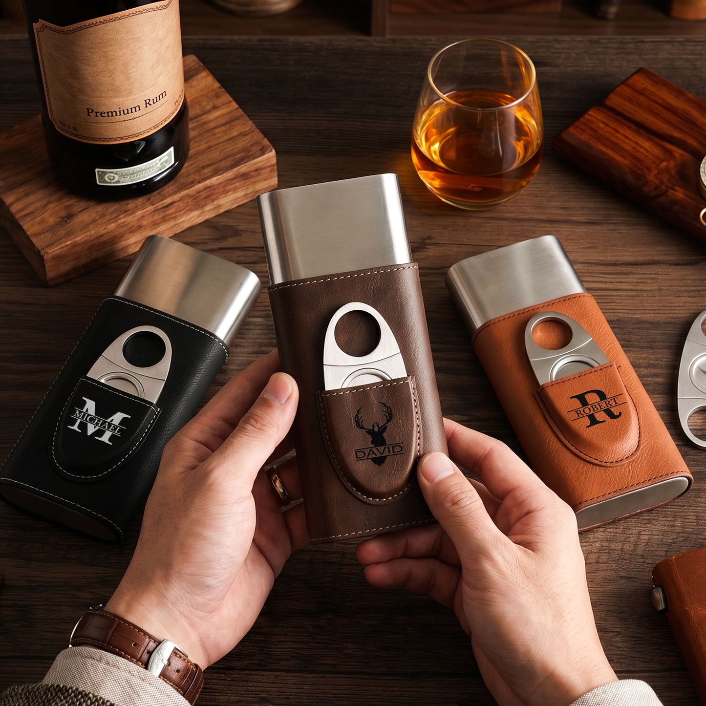 Custom-Vintage-Initial-Names-For-Him,-Husband,-Dad,-Papa-Personalized-Cigar-Case-11