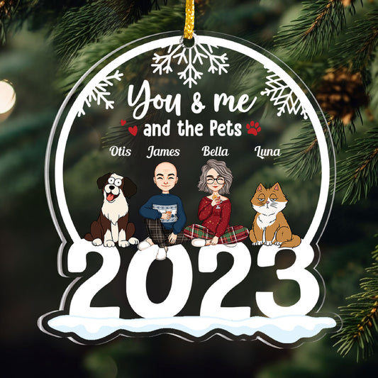 2023 Christmas Couples With Pets, Dogs, Cats - Personalized 2023 Shaped Acrylic Ornament
