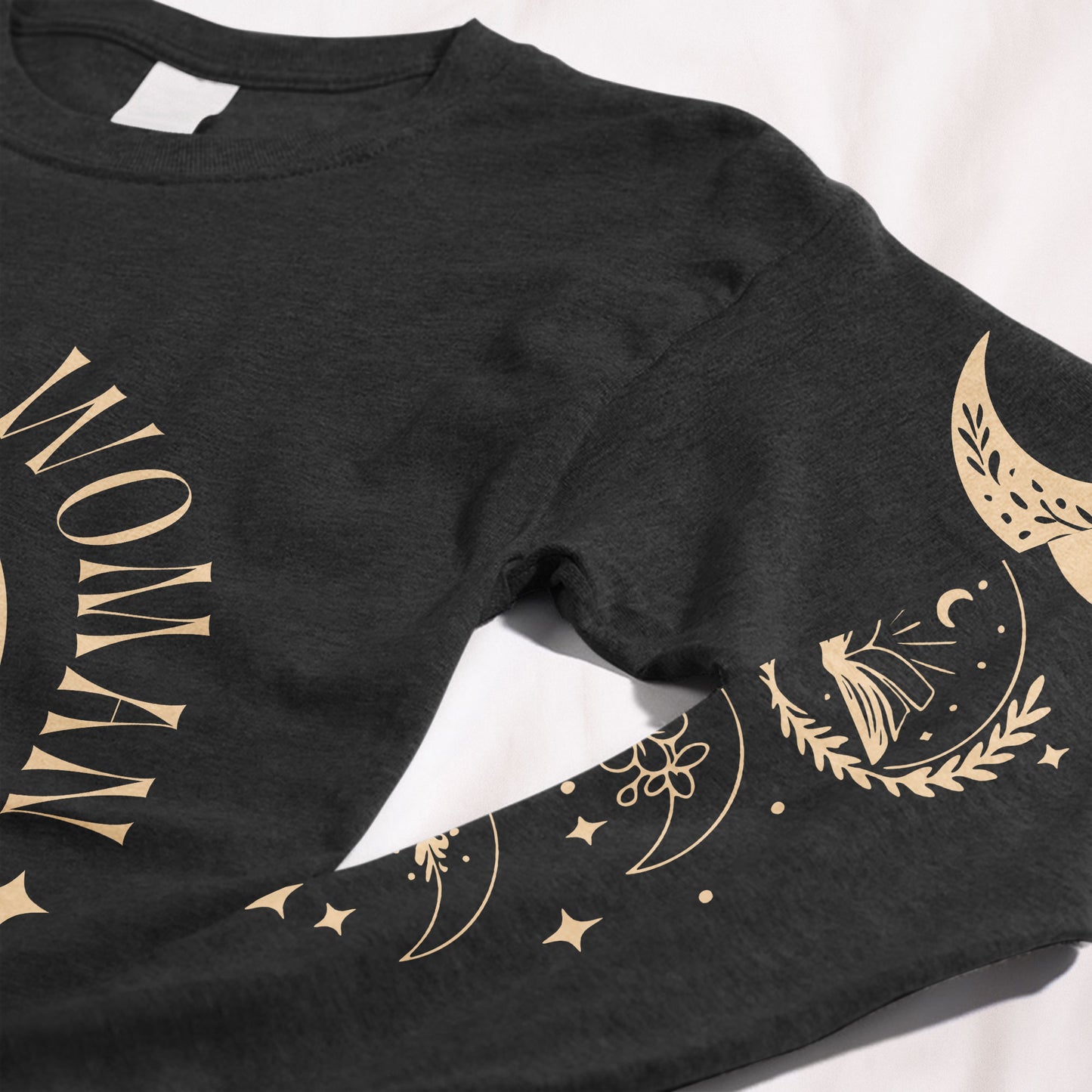 A Well-Read Woman Is A Dangerous Creature - Custom Long Sleeve T-Shirt