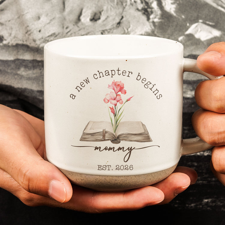 A-New-Chapter-Begins-Mommy-To-Be-Gift-Personalized-Mugs-2