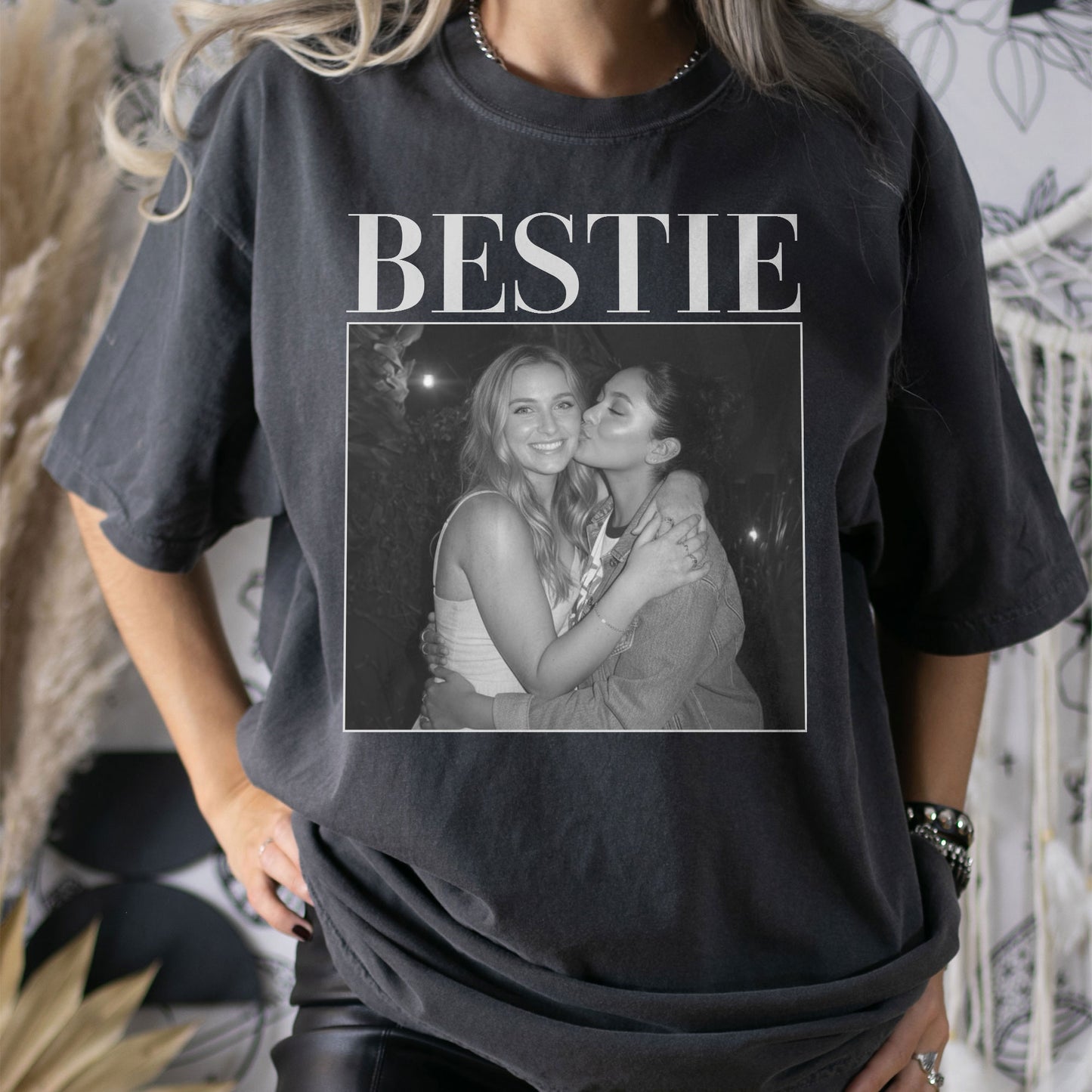 Bestie - Vintage Version - Personalized Photo Comfort Tee