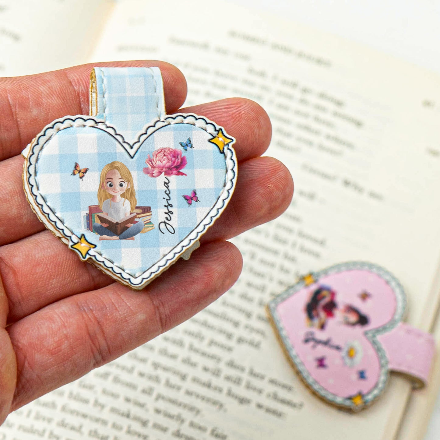 Birth-Flower,-Book-Lover,-Heart-Shaped-Personalized-Leather-Magnetic-Bookmark-8