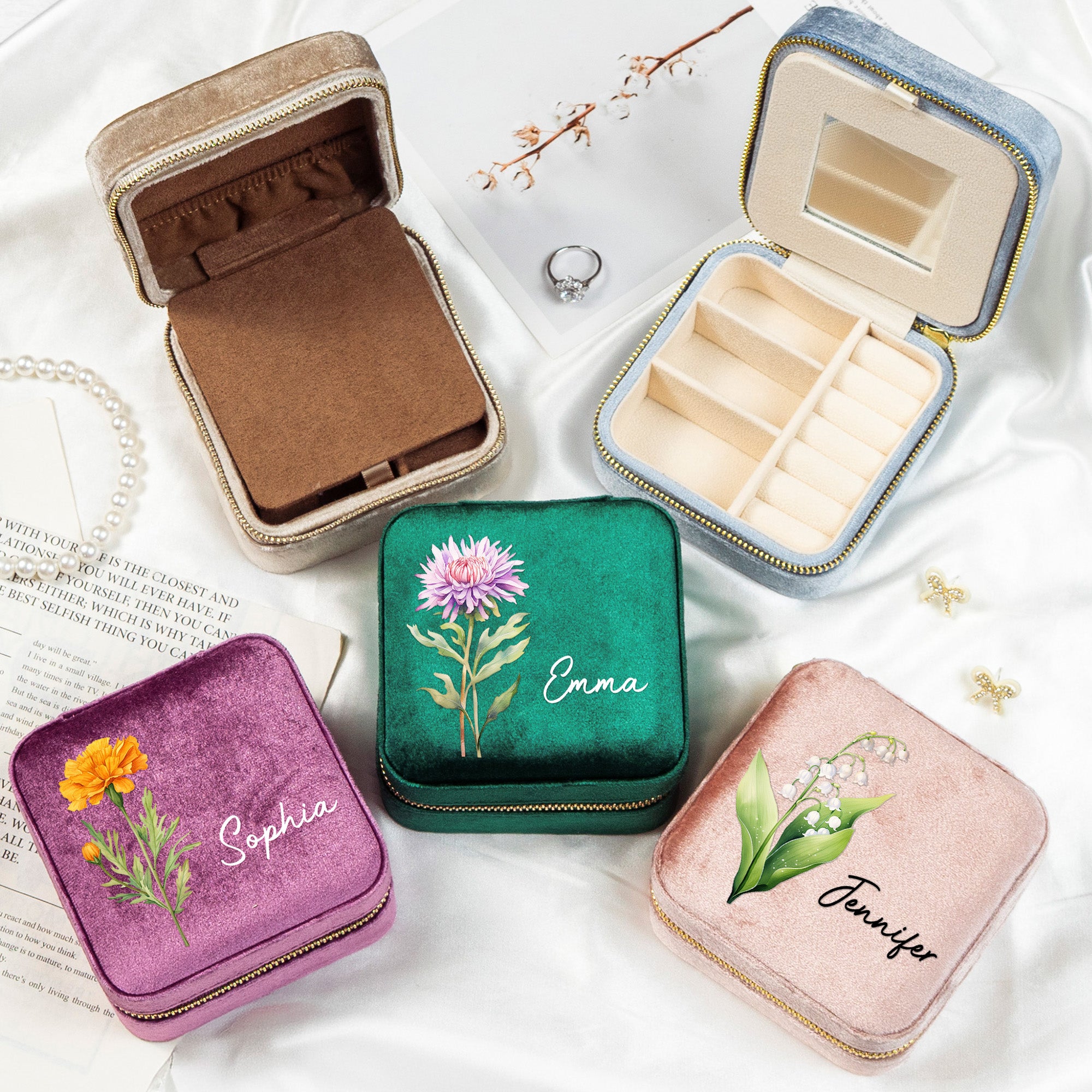 Birth-Month-Flower-Gift-For-Her-Velvet-Travel-Jewelry-Box-Personalized-Jewelry-Box-1