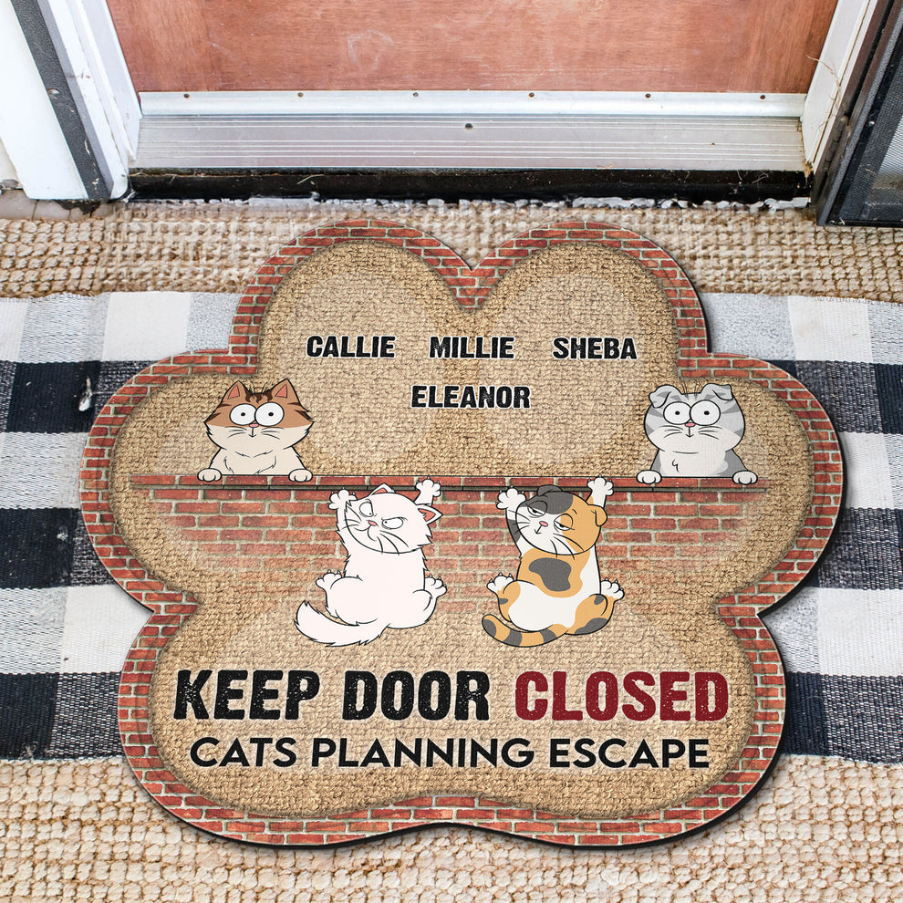 Cats Planning Escape - Personalized Doormat – Macorner