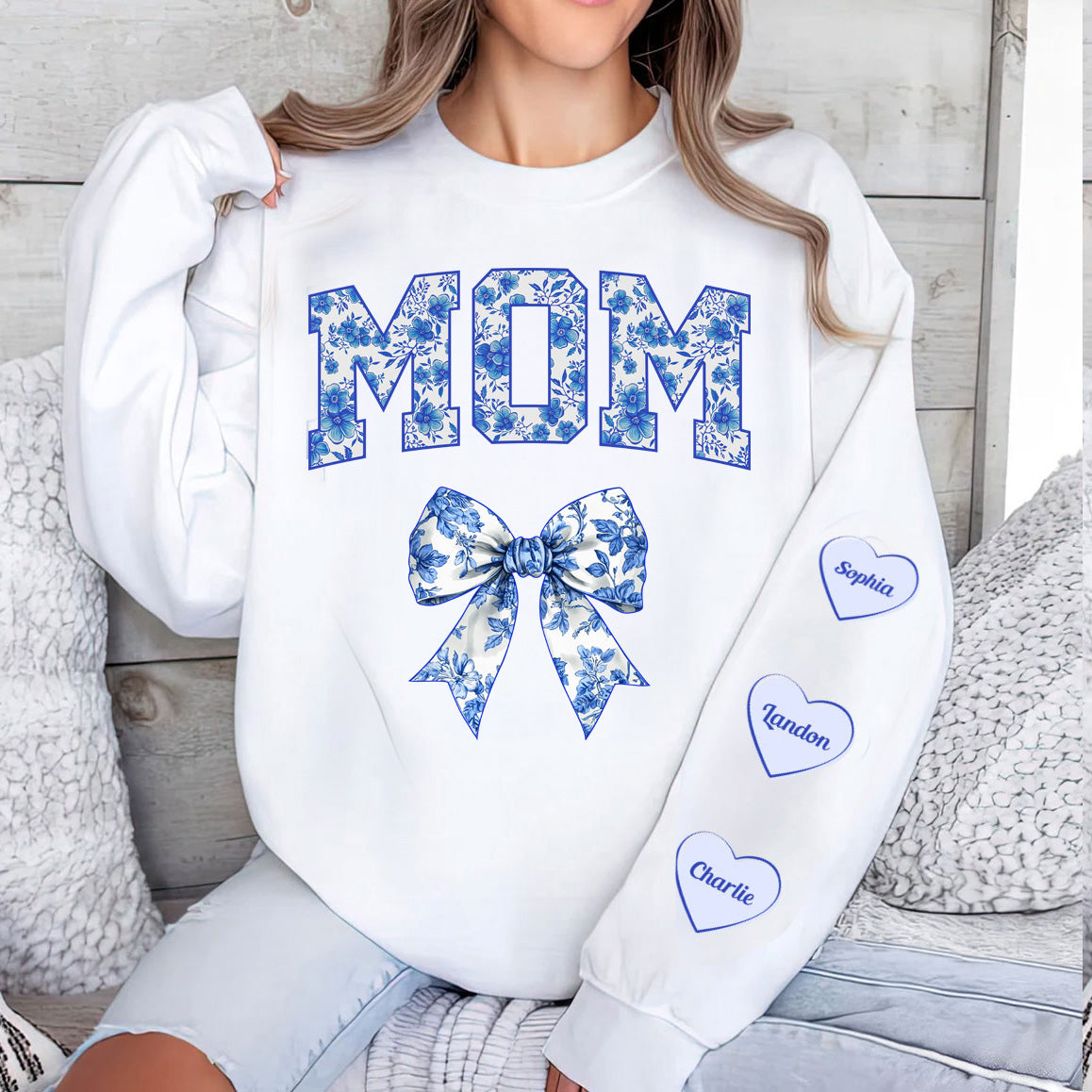 Chinoiserie Mom Mama Nana Mimi With Kid Names On Sleeve Ver 1 - Personalized Sweatshirt