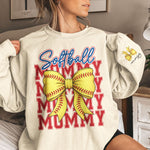 Coquette-Bow-Custom-Kid-Name-Gift-For-Softball-Mom,-Softball-Mama-Personalized-Sweatshirt-2