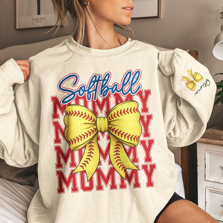 Coquette-Bow-Custom-Kid-Name-Gift-For-Softball-Mom,-Softball-Mama-Personalized-Sweatshirt-2