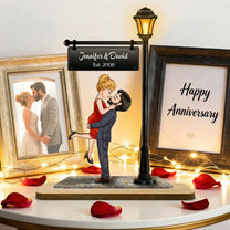 Couple Kissing Anniversary Valentine's Day Gift For Her, Him - Personalized Wooden Plaque