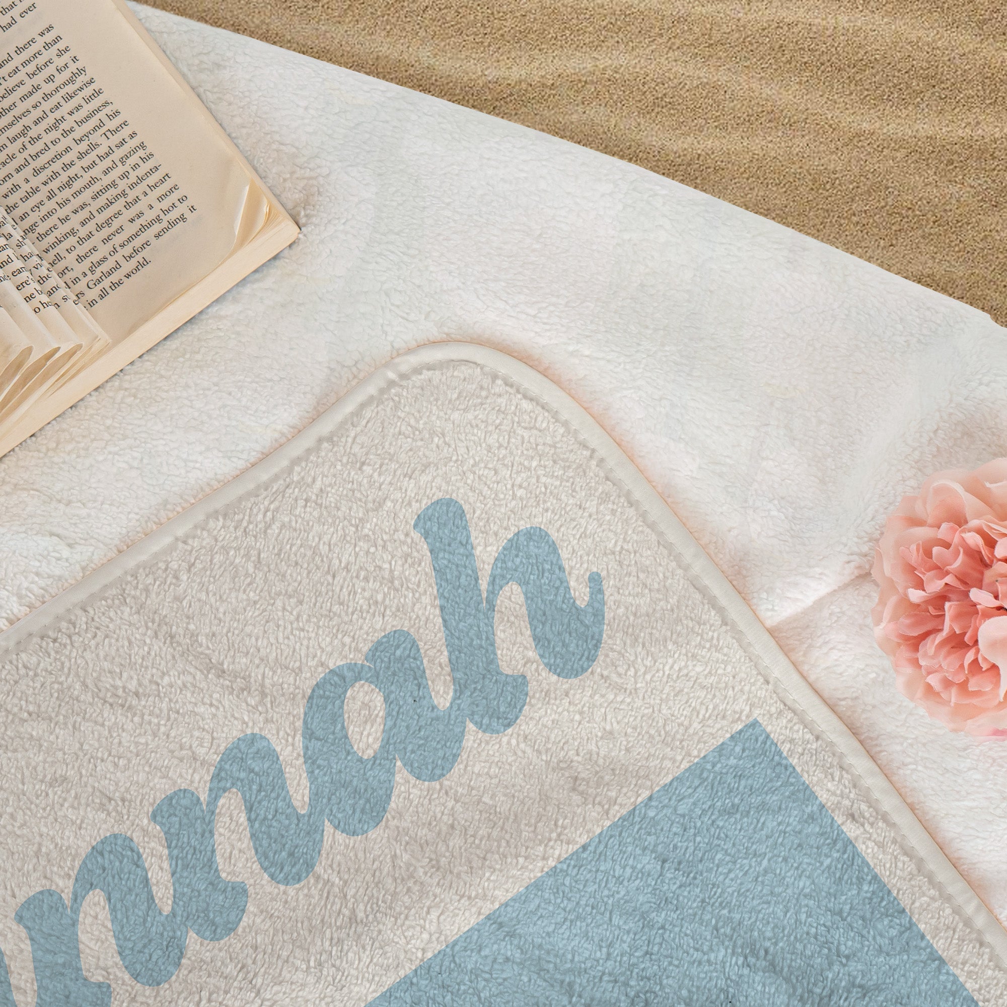 Custom Name Birth Flower Vintage Art - Personalized Quick-Dry Beach Towel