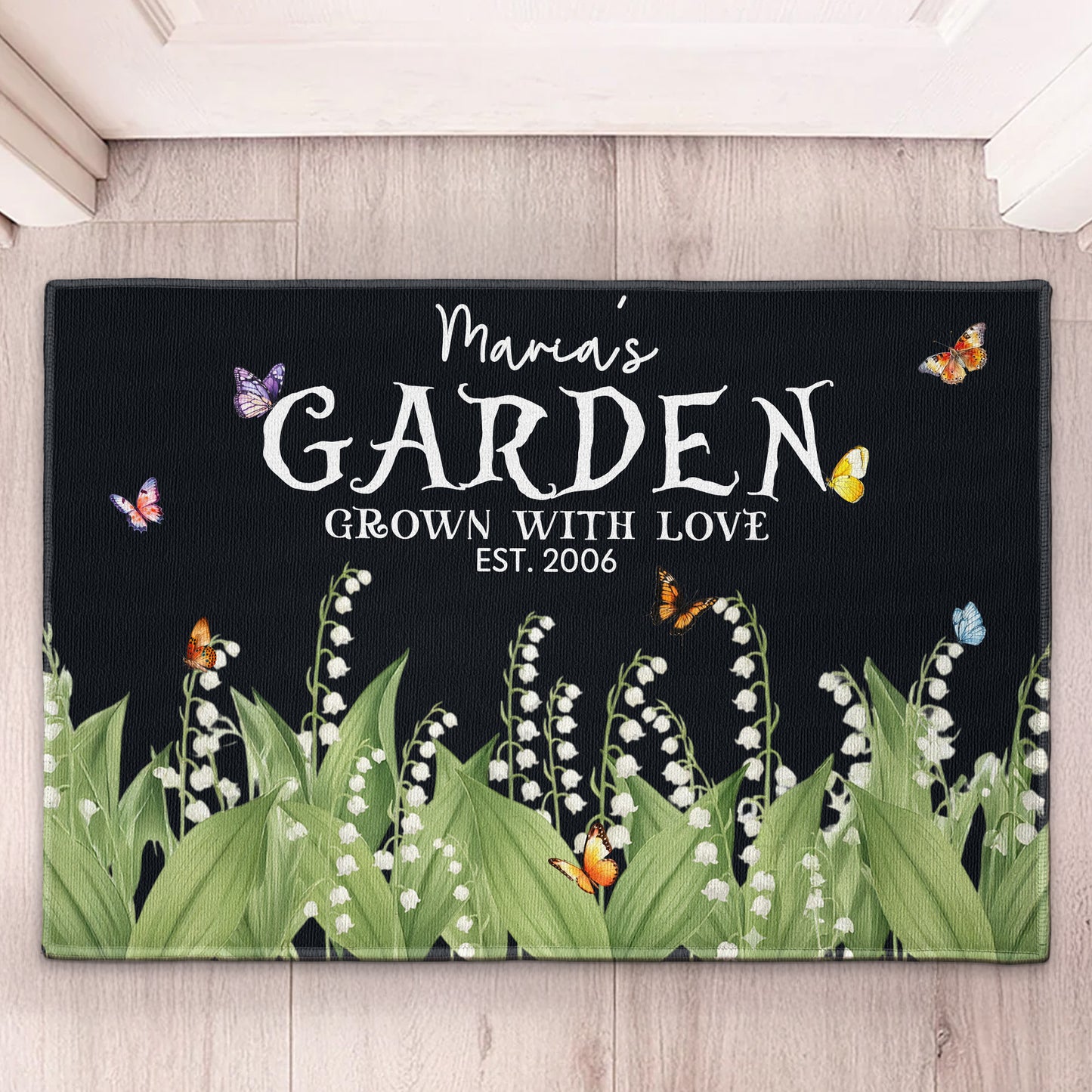 Custom Name & Birth Flower Garden Welcome Mat For Her, Mom, Grandma - Personalized Doormat