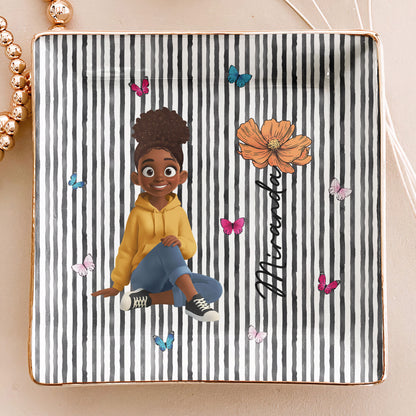 Custom-Birth-Flower-&-Cute-Character-For-Her,-Coworkers,-Friends,-Daughter-Personalized-Jewelry-Dish-1
