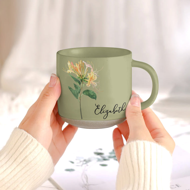 Custom-Birth-Flower-&-Name-For-Her,-Gift-For-Friends,-Coworkers,-Daughters,-Sisters-Personalized-Mug