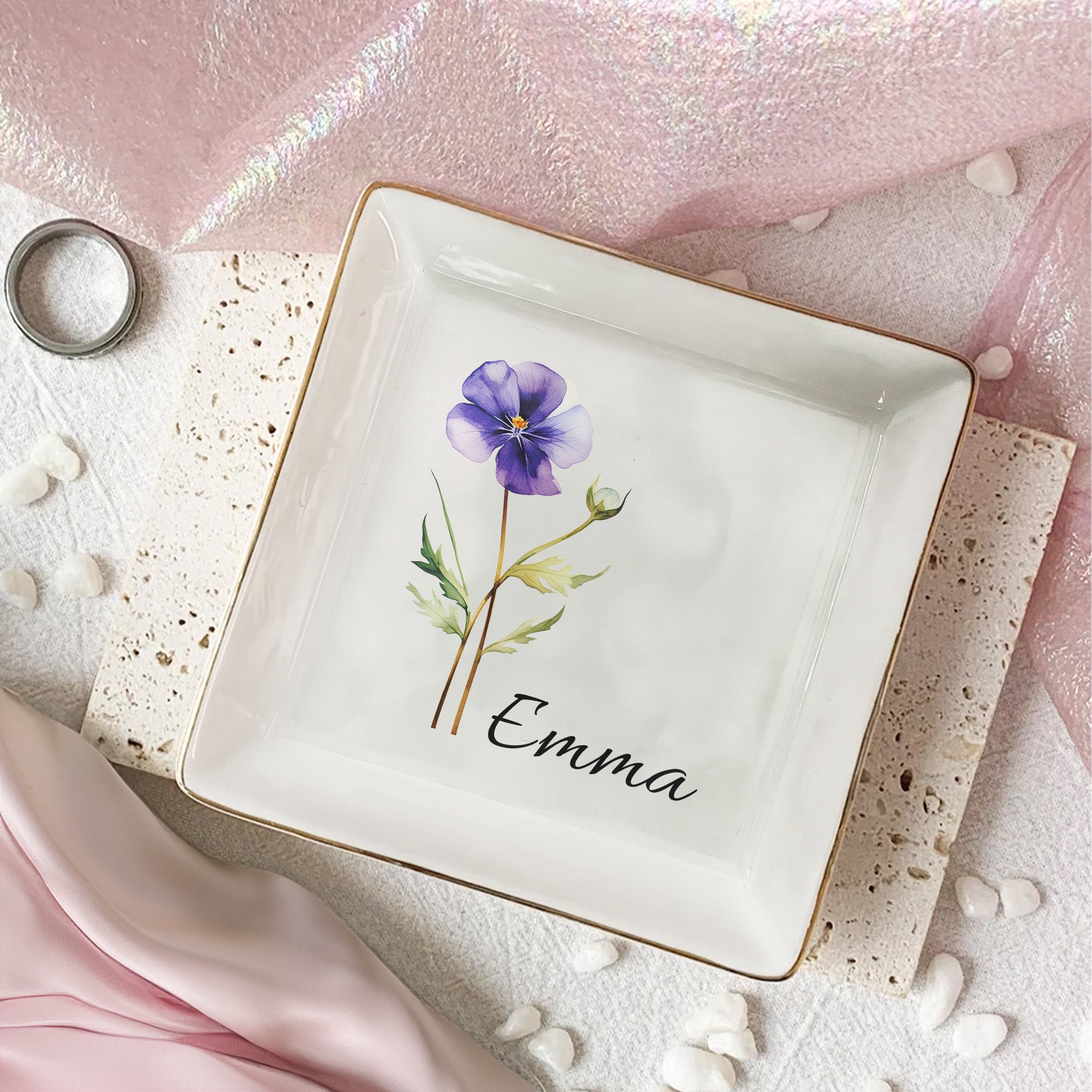 Custom-Birth-Flower-&-Name-For-Her-Gift-For-Friends-Sisters-Personalized-Jewelry-Dish-4