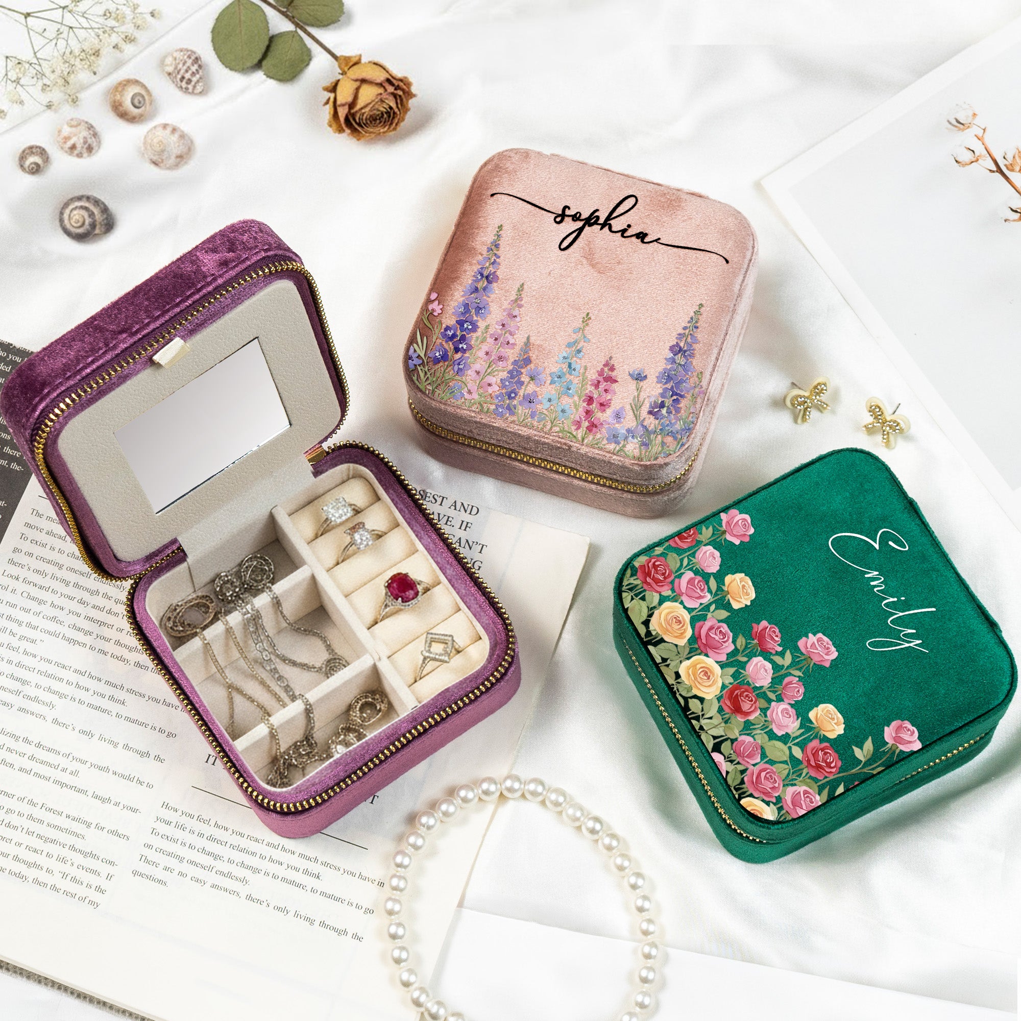 Custom-Birth-Flower-&-Name-For-Her,-Wife,-Daughter,-Sister-Personalized-Jewelry-Box-1