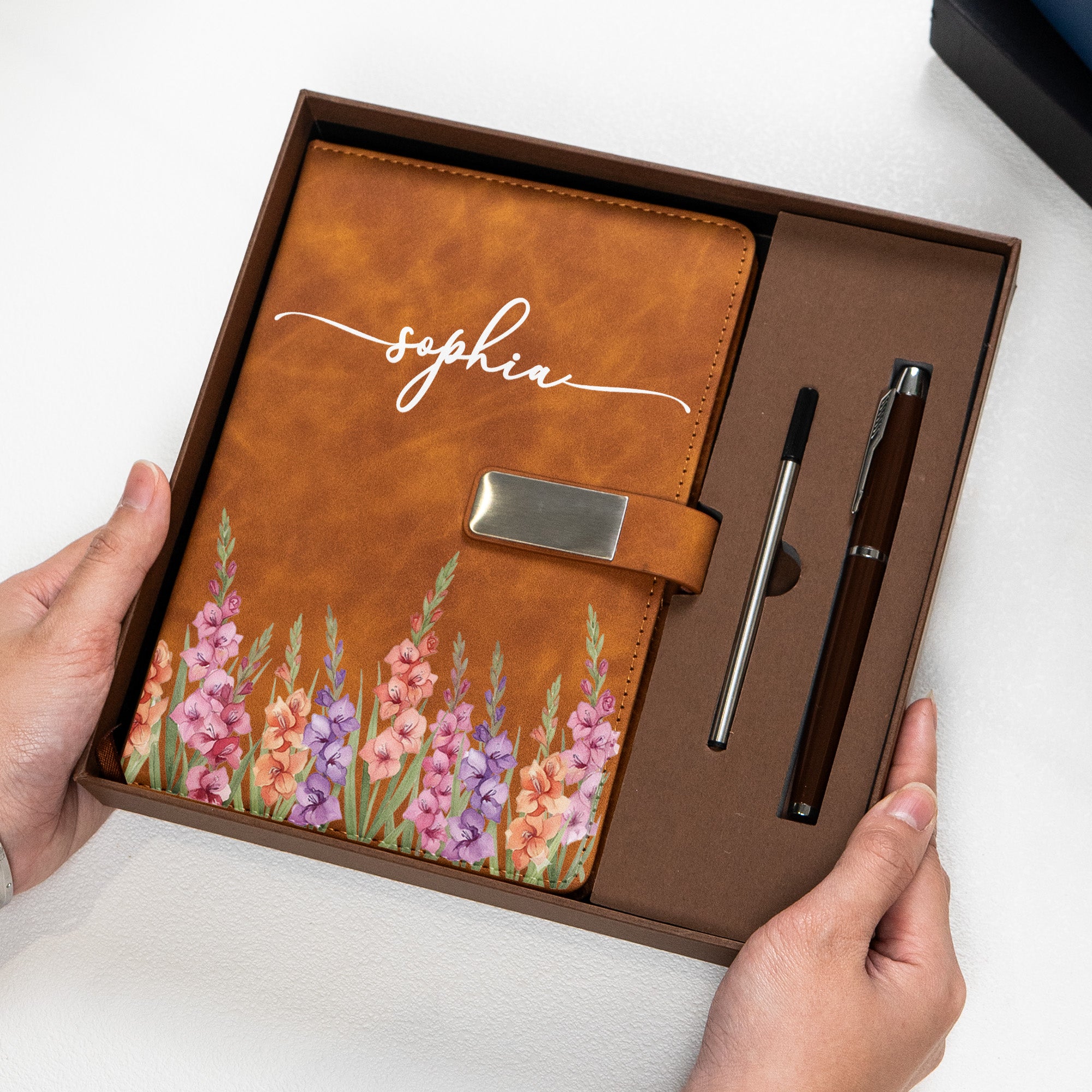 Custom-Birth-Flower-&-Name-For-Her,-Wife,-Daughter,-Sister-Personalized-Notebook-Set-3
