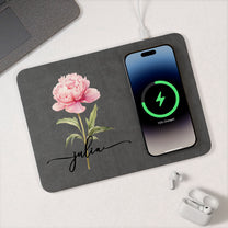 Custom_Birth_Flower_Name_Gift_For_Her_Coworkers_Wife_Daughter_Personalized_Leather_Charging_Mat_3