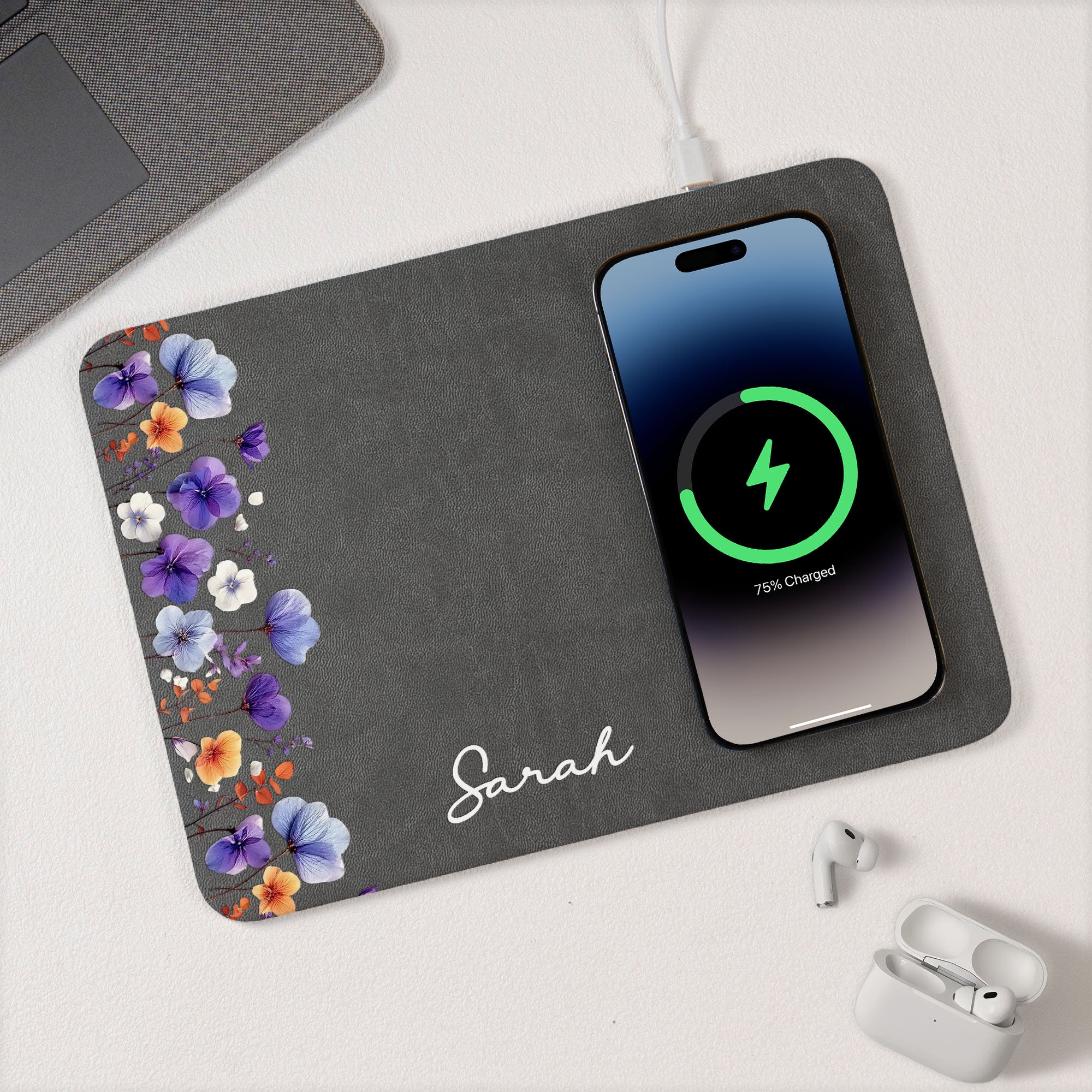 Custom-Birth-Flower-&-Name-Gift-For-Her-Daughter-Friend-Personalized-Charging-Pad-4