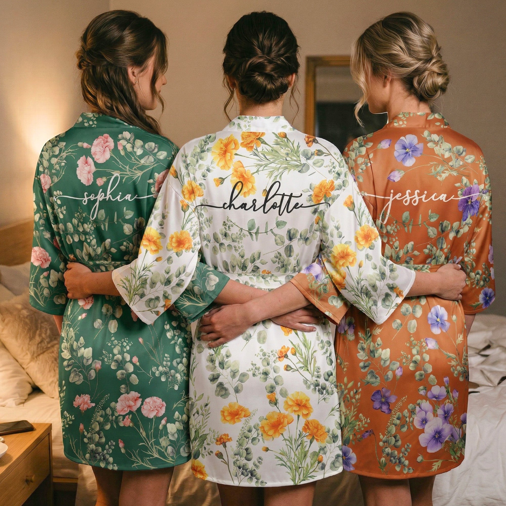 Custom-Birth-Flower-&-Names-For-Her,-Bridesmaids,-Friends,-Sisters,-Mom,-Daughter-Personalized-Robe-3