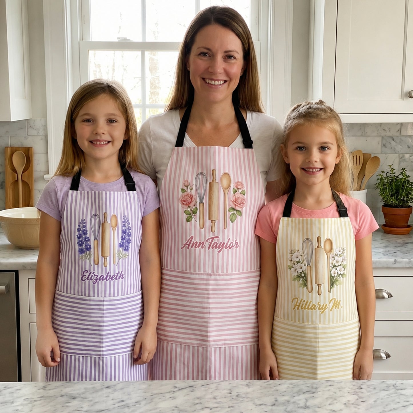 Custom-Birth-Month-Flower-With-Name-Gift-For-Her,-Grandma,-Mom-Personalized-Apron-2