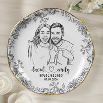 Custom-Couple-Portrait-Ring-Dish-Engagement-Gift-For-Her-Personalized-Jewelry-Dish-4