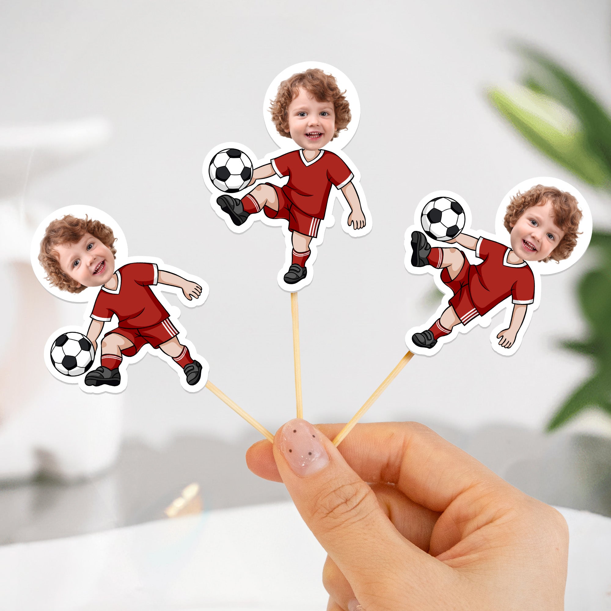 Custom-Face-Gift-For-Soccer-Kids,-Soccer-Lovers-Personalized-Cupcake-Toppers-3