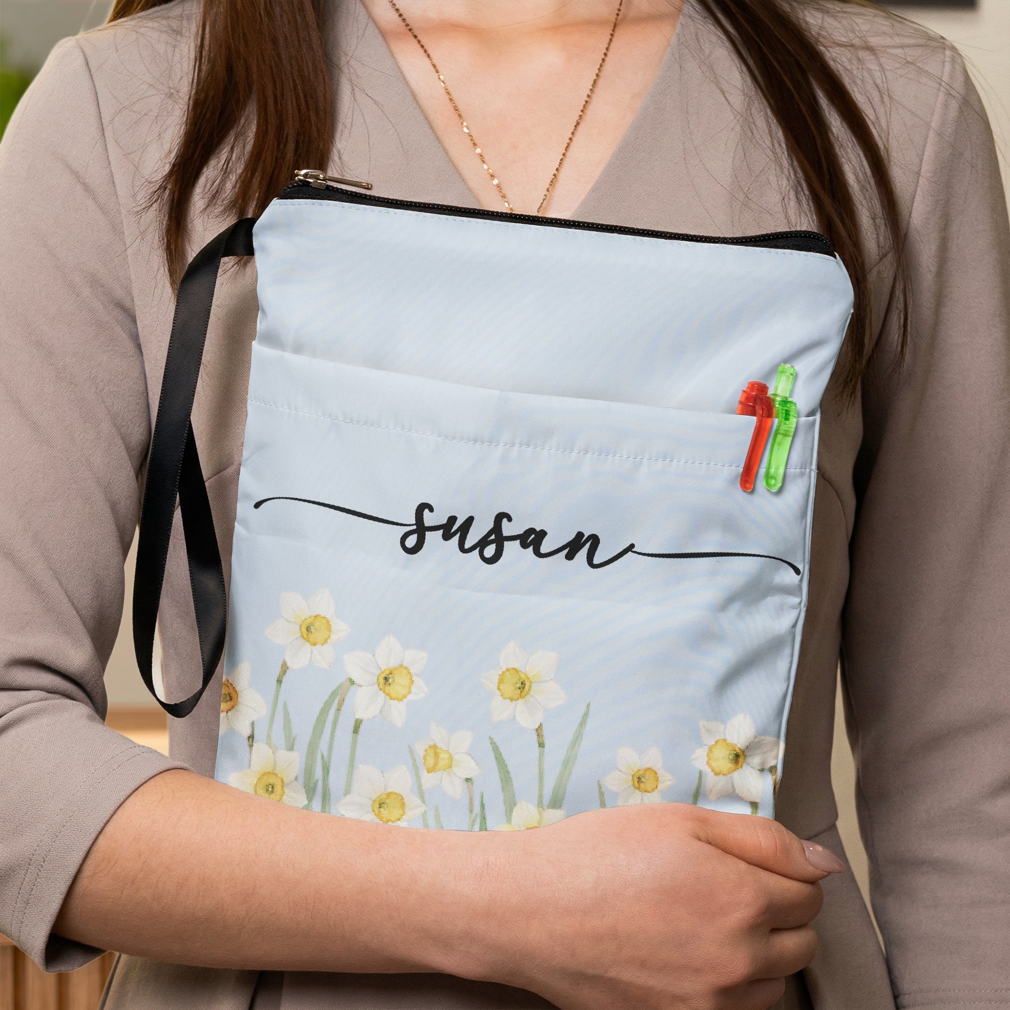Custom-Name-&-Birth-Flower-Birthday-Gift-For-Her,-Sisters,-Daughter,-Friends-Personalized-Book-Sleeve-2