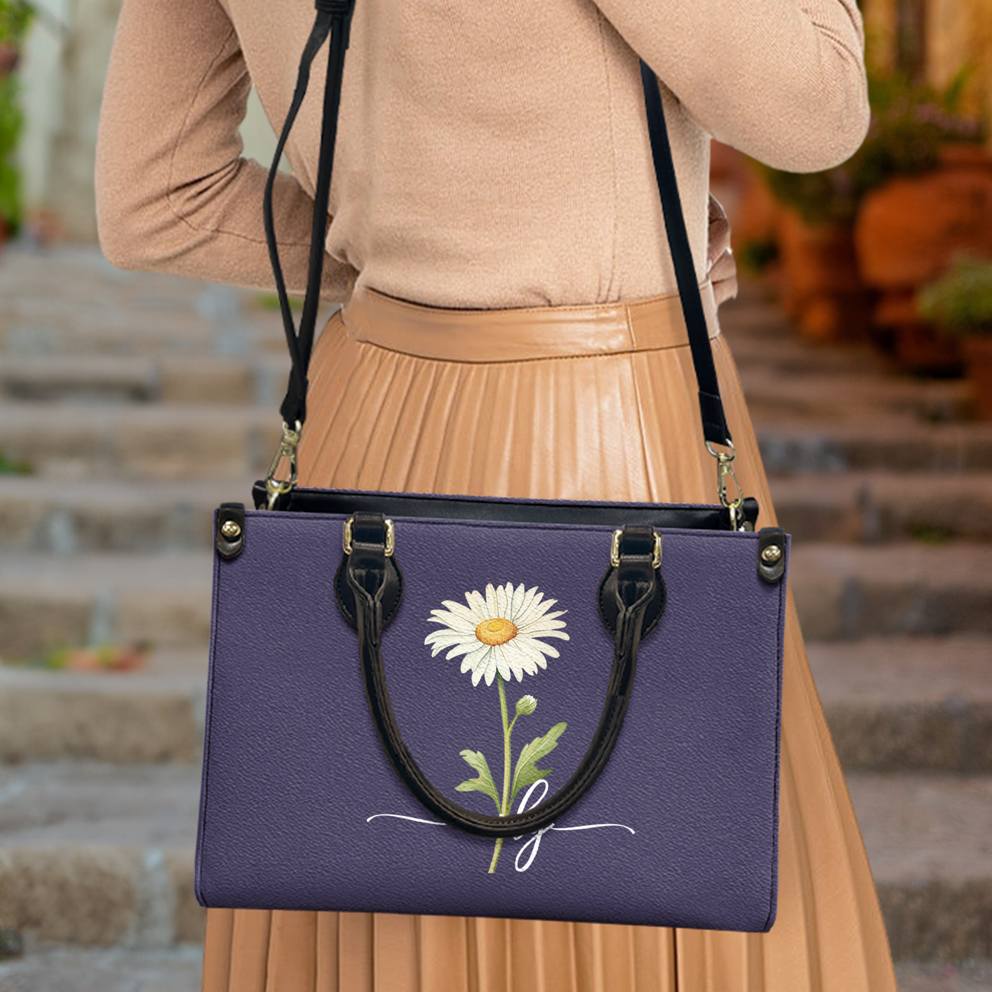 Custom-Name-&-Birth-Flower-Birthday-Gift-For-Her,-Sisters,-Daughter,-Friends-Personalized-Leather-Bag-4