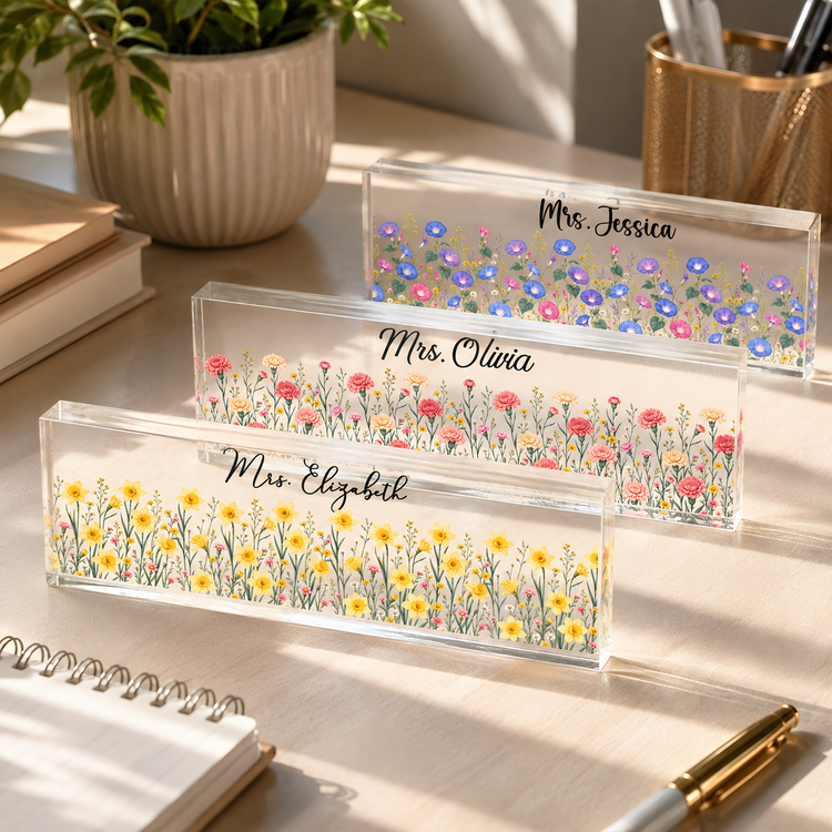 Custom-Name-&-Birth-Flower-For-Her,-Coworkers,-Teacher,-Boss,-Friends-Personalized-Name-Plate-1
