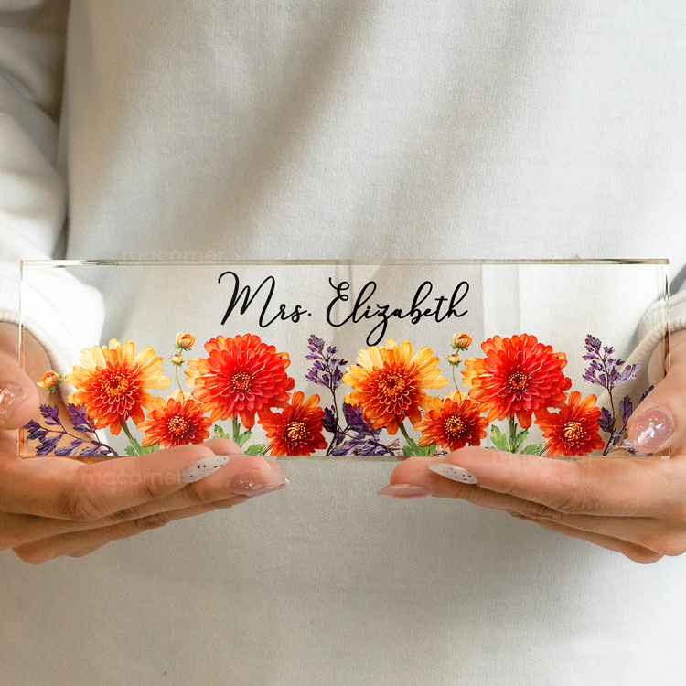 Custom-Name-&-Birth-Flower-For-Her,-Teacher,-Coworkers,-Boss,-Friends-Personalized-Name-Plate-3