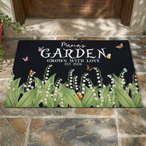 Custom_Name_Birth_Flower_Garden_Welcome_Mat_For_Her_Mom_Grandma_Personalized_Doormat_1_ad9319c5-44ec-4e86-a824-dde048016435