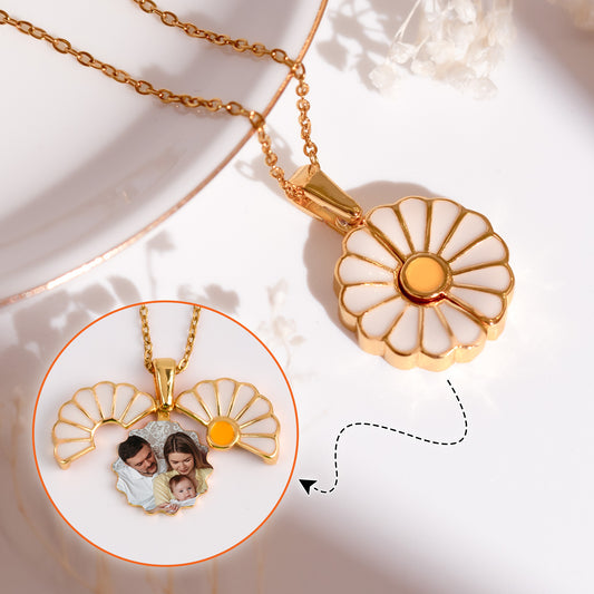 Custom-Photo-Frame-For-Mom-Wife-Mothers-Day-Gift-For-Her-Personalized-Necklace-1