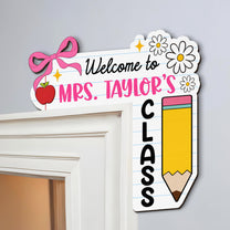 Custom-Teacher-Bow-Back-To-School-Personalized-Door-Corner-Decor-3