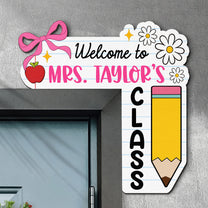 Custom-Teacher-Bow-Back-To-School-Personalized-Door-Corner-Decor-4