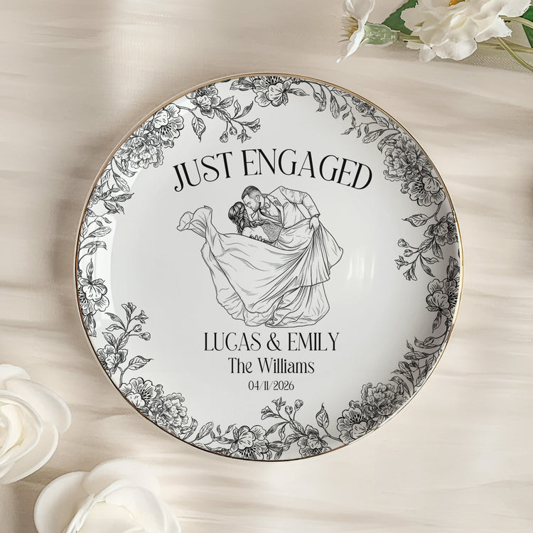 Custom-Toile-De-Jouy-Wedding-Photo-Moments-Gifts-For-Bride,-Her-Personalized-Jewelry-Dish-3