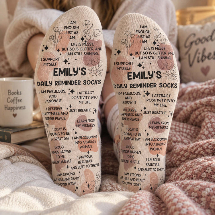 Daily-Reminder-Socks-Swear-Affirmations-For-Coworkers,-Her,-Friends,-Self-Gifts-Personalized-Socks-1