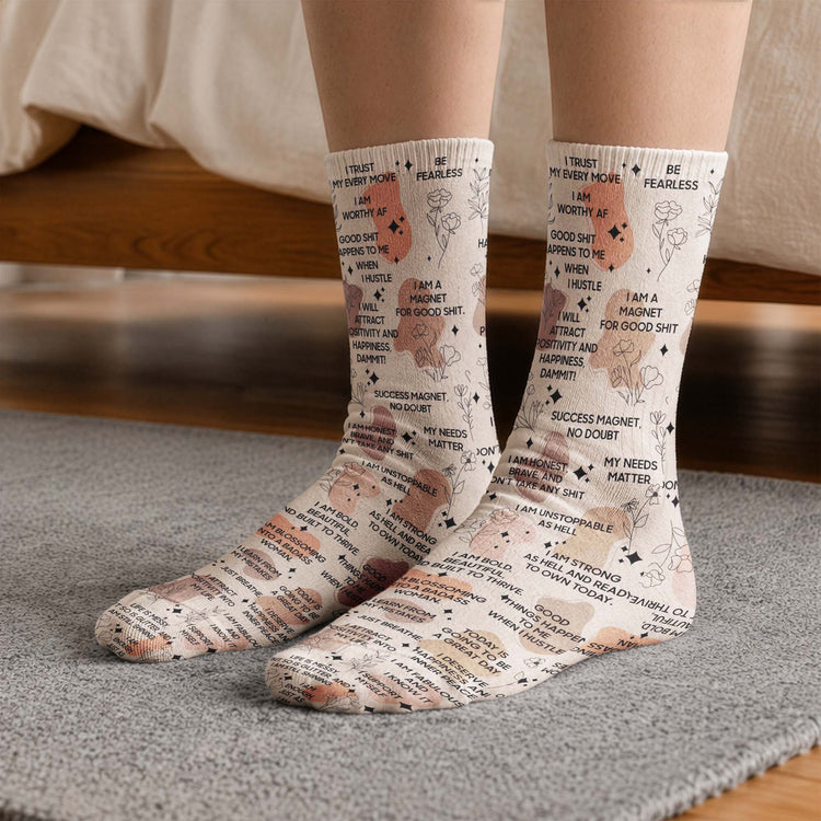 Daily-Reminder-Socks-Swear-Affirmations-For-Coworkers,-Her,-Friends,-Self-Gifts-Personalized-Socks-2