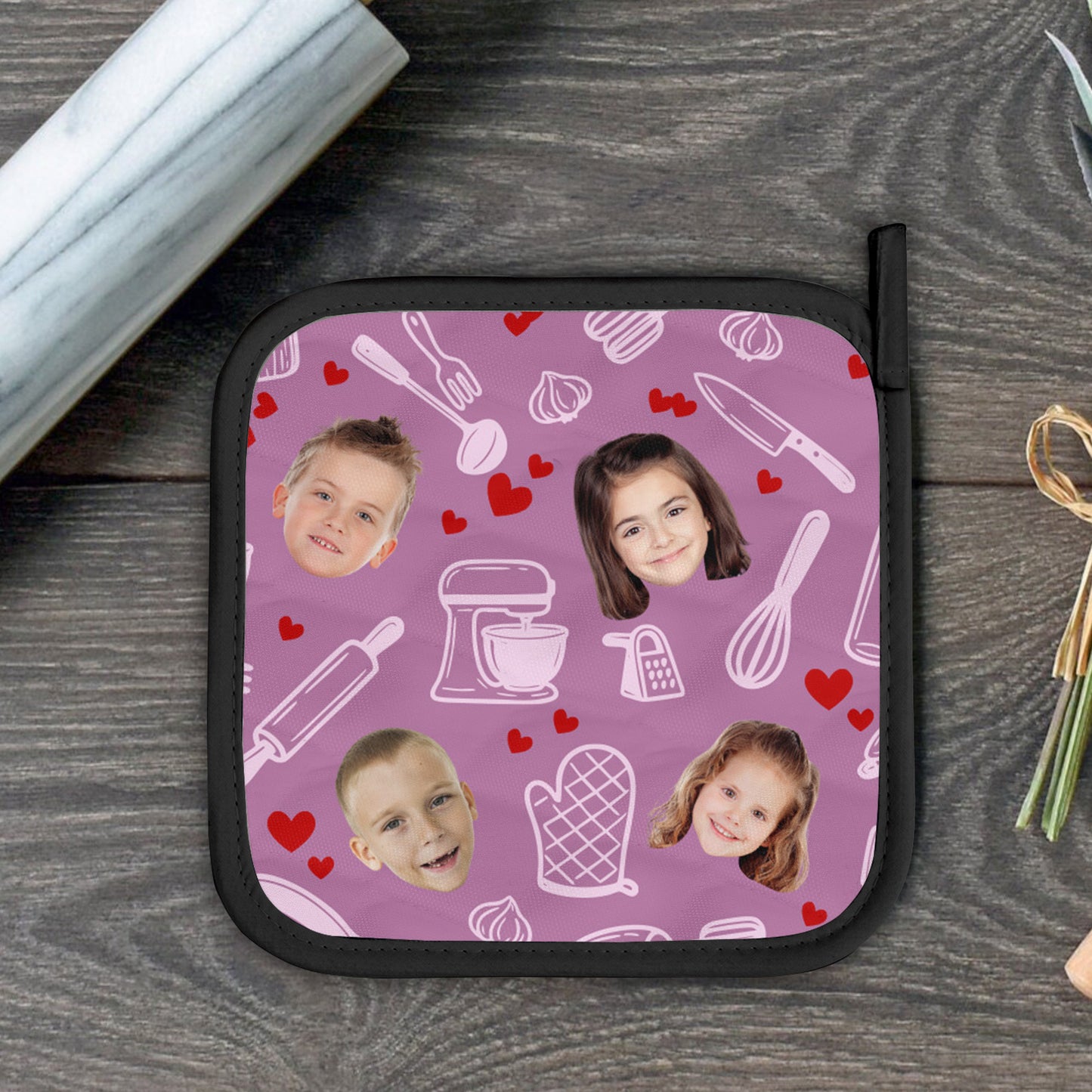 Everything-Tastes-Better-When-Grandma-Makes-It-Personalized-Oven-Mitts-And-Pot-Holder-3
