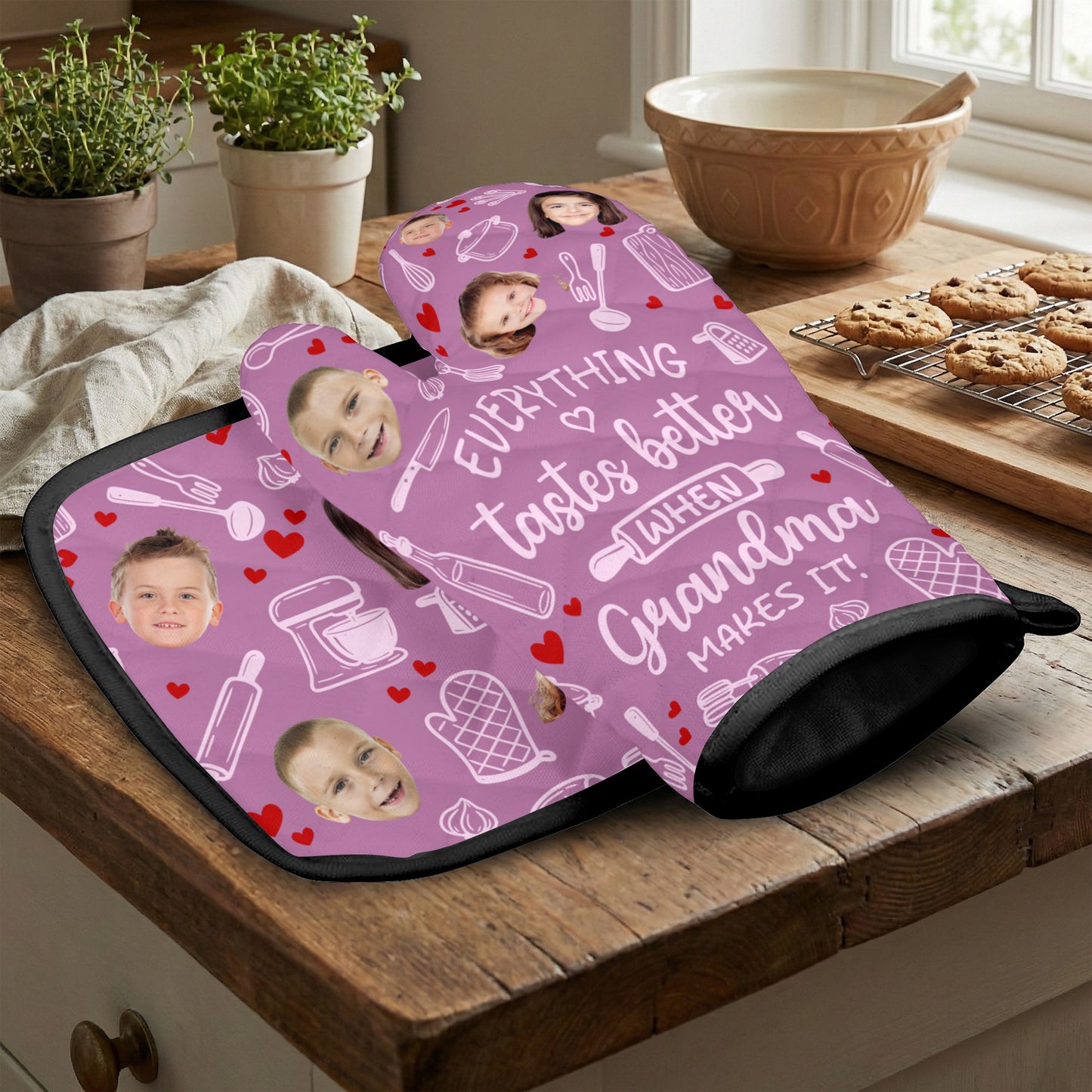 Everything-Tastes-Better-When-Grandma-Makes-It-Personalized-Oven-Mitts-And-Pot-Holder-5