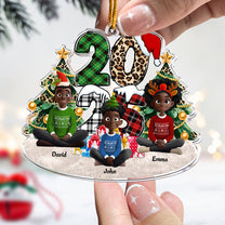 Family Sitting 2025 Cartoon Version - Personalized Acrylic Ornament