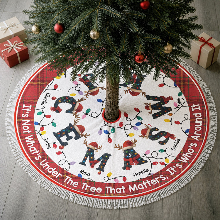 Family-Christmas-Initial-Personalized-Tree-Skirt-1