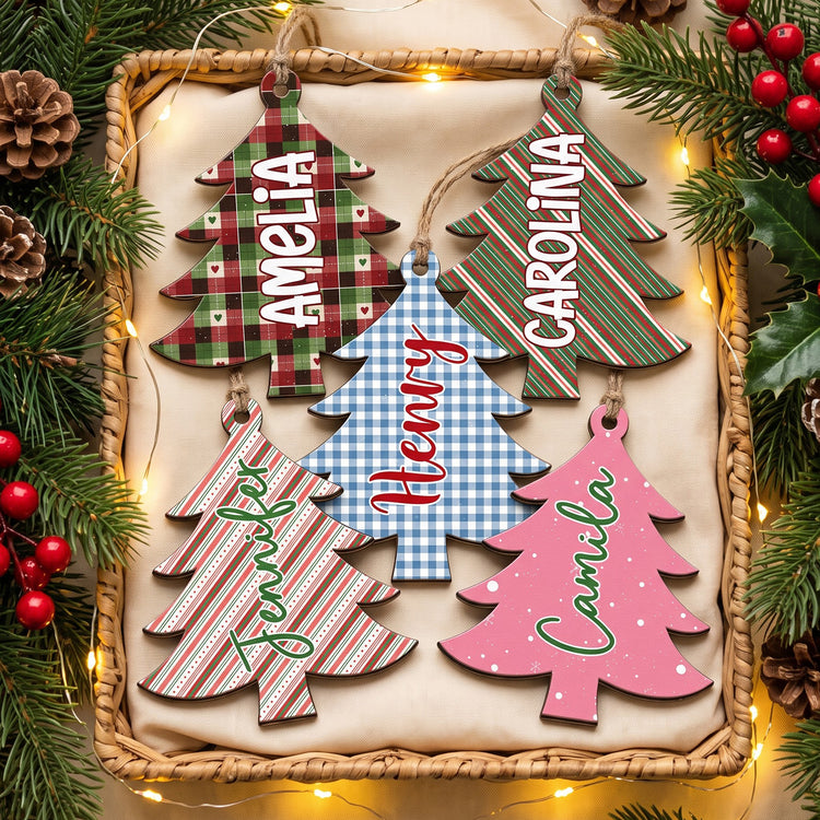 Family-Christmas-Tree-With-Pattern-Personalized-Ornament2