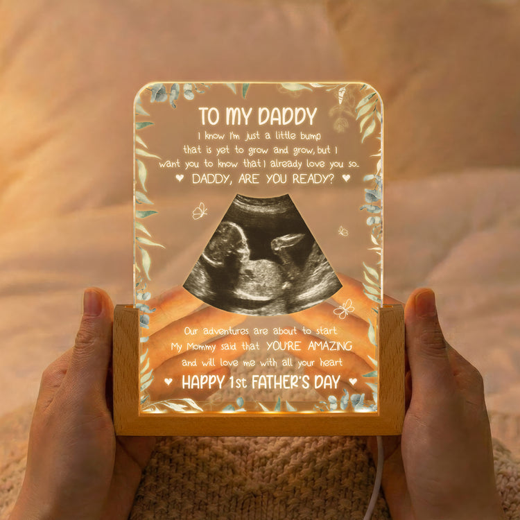 Father's-Day-Gifts-For-New-Dad,-New-Grandparents-From-Little-Bump-Personalized-Night-Light2