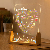 First-Mom-Now-Grandma-Heart-Flower-With-Kids'-Names-&-Birth-Flower-Personalized-Night-Light-4