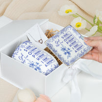 God Says I Am Name Letter In Bible Toile De Jouy Style - Gift Box Set