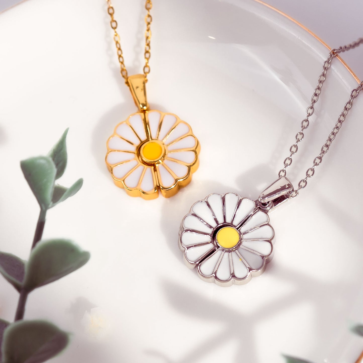 God_Is_Within_Her_She_Will_Not_Fail_Custom_Name_Necklace_Personalized_Daisy_Necklace_With_Hidden_Message_3