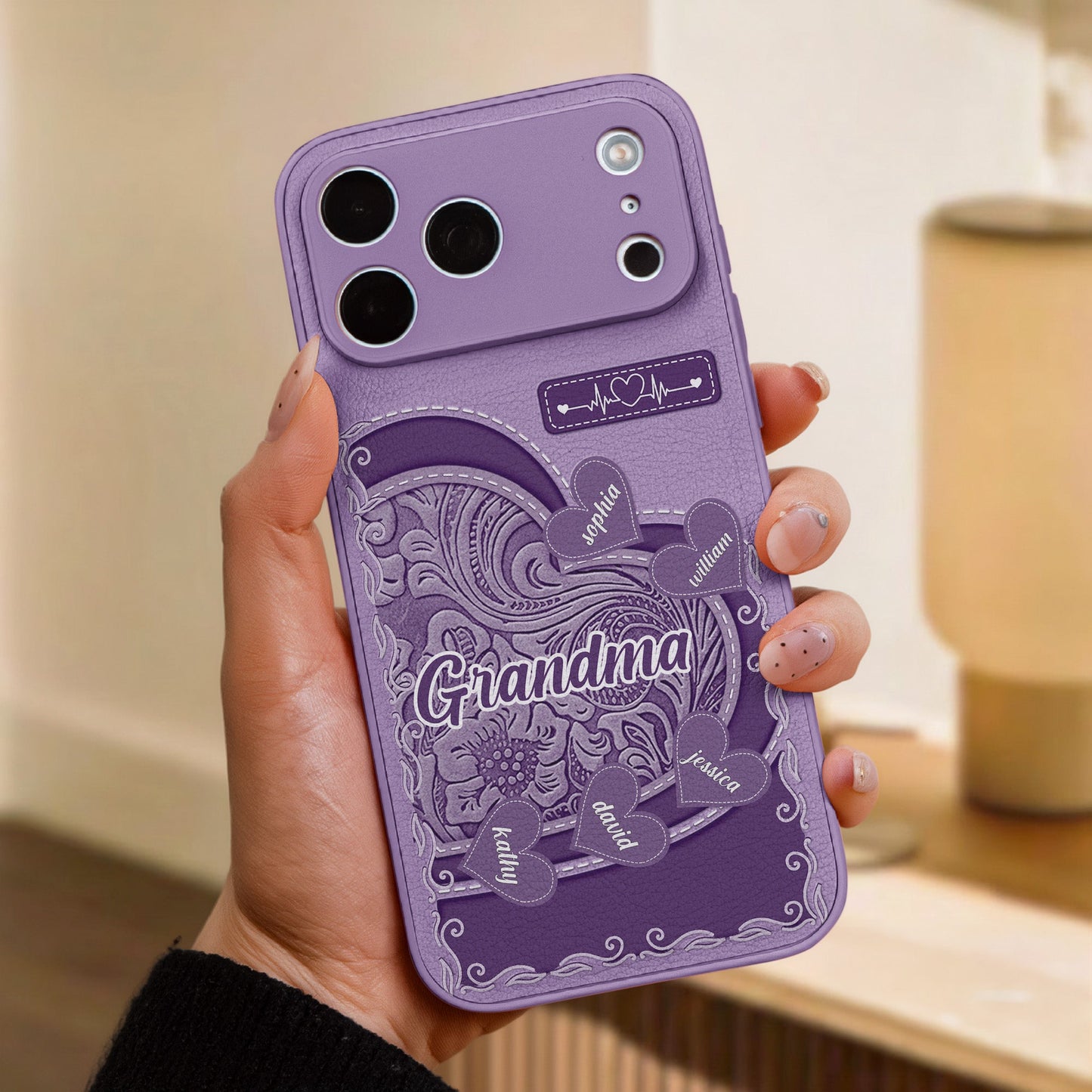 Grandma_Mom_Little_Sweethearts_Personalized_Leather_Phonecase_2