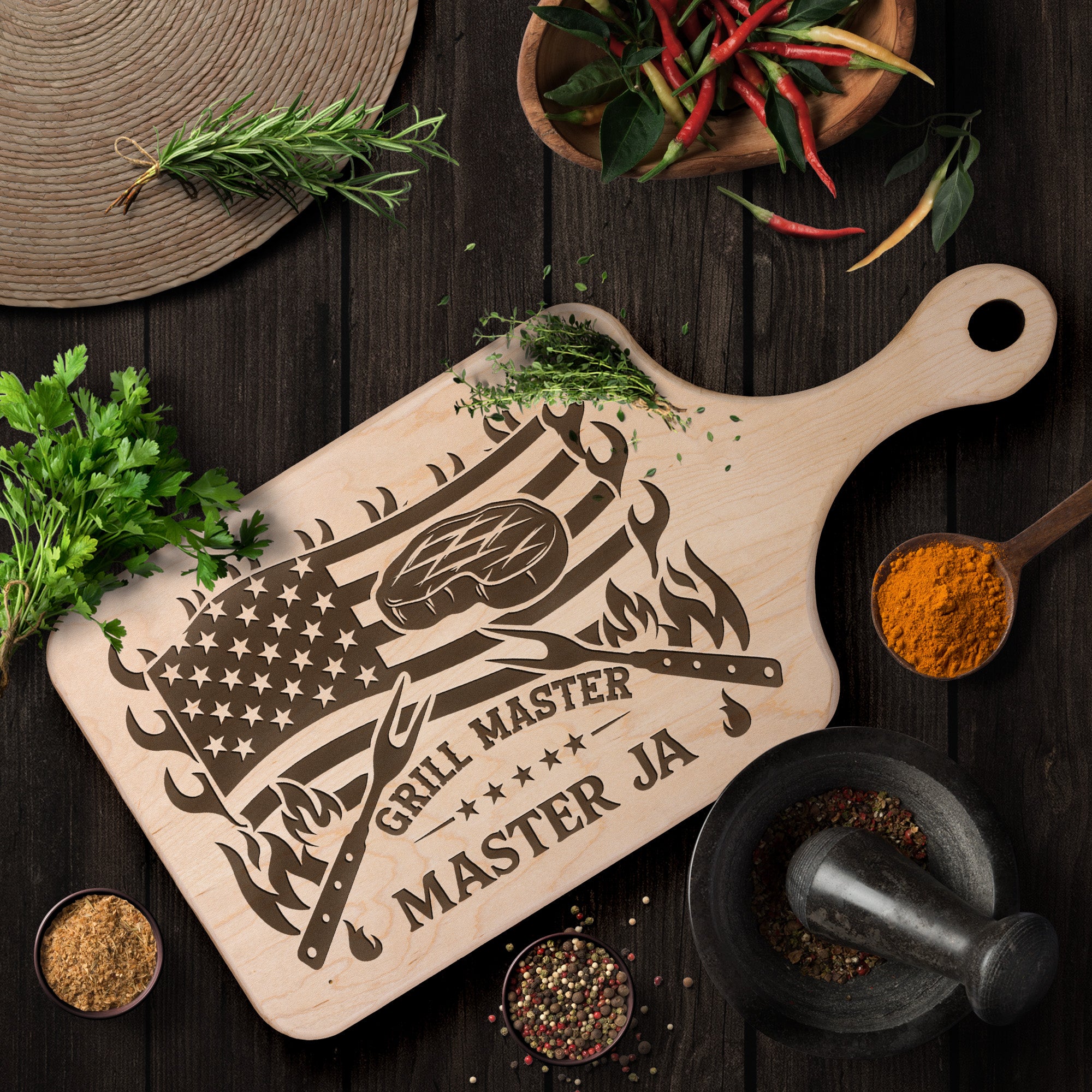 Grill-Master,-King-Of-Bbq-Custom-Vintage-Name-For-Him,-Husband,-Dad,-Papa-Personalized-Cutting-Board-2