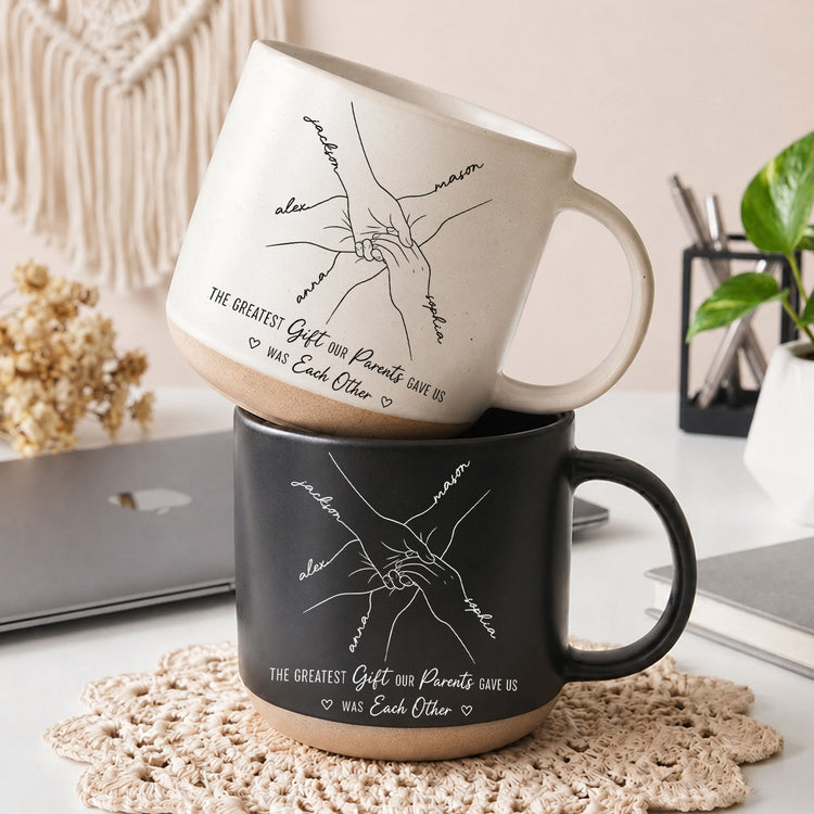 Hands-Print-Line-Art-Custom-Name-Gift-For-Sibling-Personalized-Mug-2