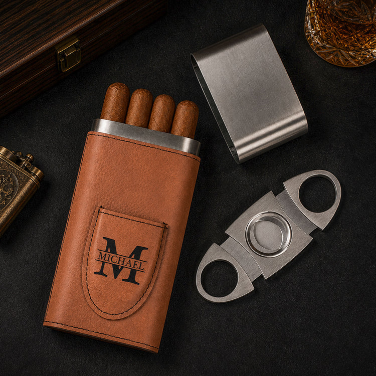 I’ll-Be-In-The-Backyard-Gift-For-Him,-Travel-Leather-Case-With-Cutter-Personalized-Cigar-Case-3