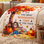 Just-A-Girl-Who-Loves-Books-Fall-Gift-For-Daughter-Gift-For-Her-Personalized-Blanket2